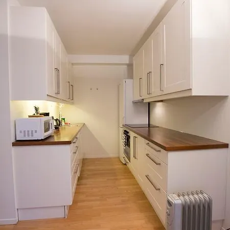 Apartment Norwegian Housing, Solbakkeveien 12 *