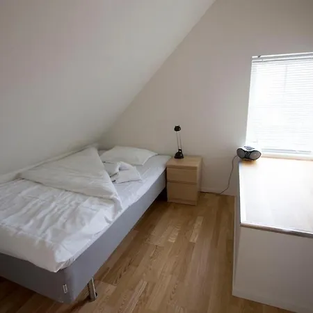 Norwegian Housing, Solbakkeveien 12