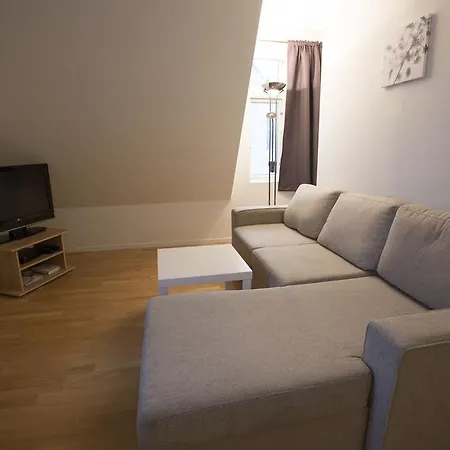 Apartment Norwegian Housing, Solbakkeveien 12 *